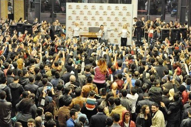 Forum Gaziantep&rsquo;te G&ouml;khan &Ouml;zen Coşkusu 1