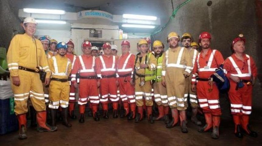 Yerin 600 Metre Altında Horonlu Yeni Yıl Kutlaması