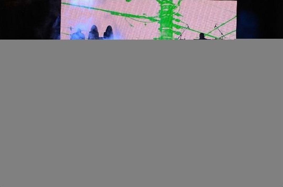 Kenan Doğulu Şarkılarıyla Coşturdu