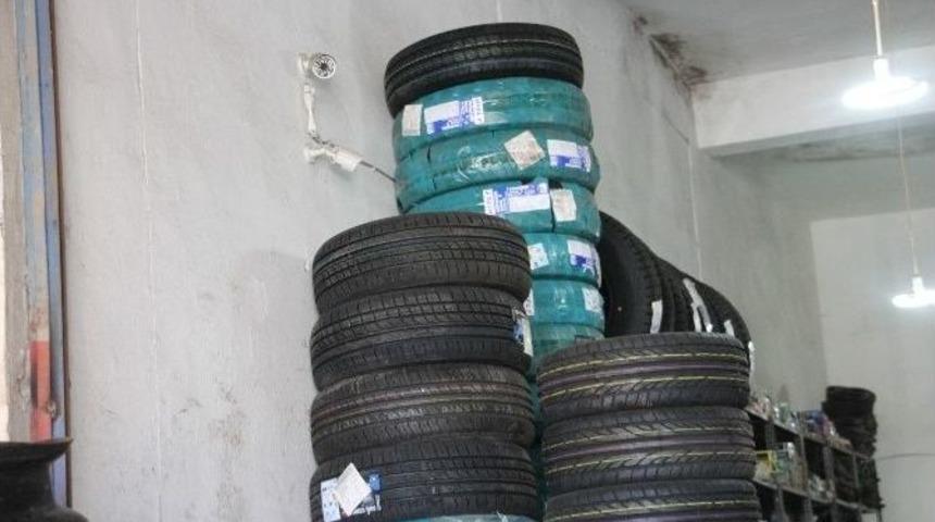 Yolcu Ve Y&uuml;k Taşımacılığı Yapan Esnafa Kış Lastiği Zorunluluğu