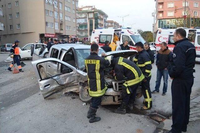 Çanakkale’de Trafik Kazası; 7 Yaralı