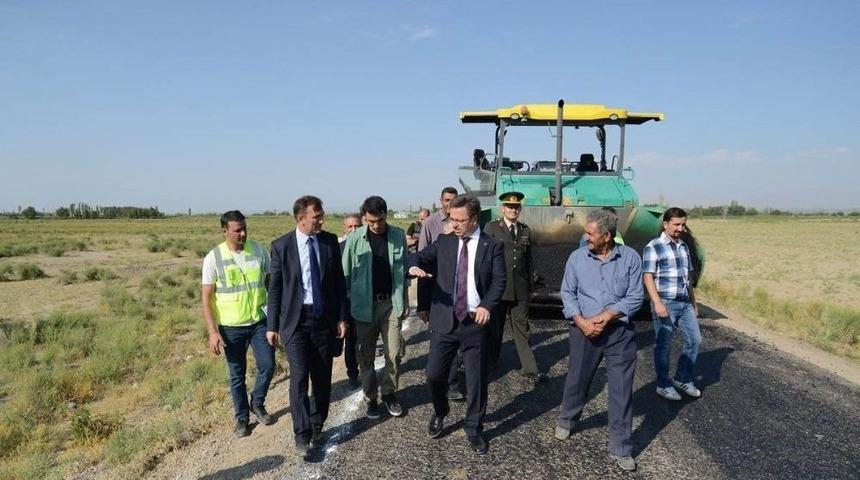 Vali &Uuml;nl&uuml;, Aralık&rsquo; Da Yol &Ccedil;alışmalarını İnceledi