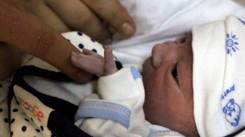 Gaziantep, Kahramanmaraş Ve Şanlıurfa'da Yeni Yılın İlk Bebekleri