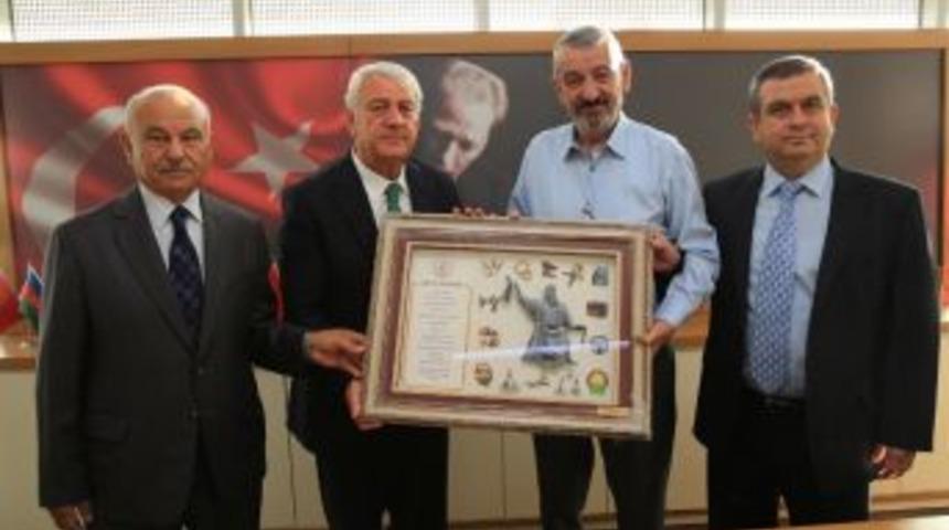 Başkan Şenol&rsquo;dan Esnaflara Destek