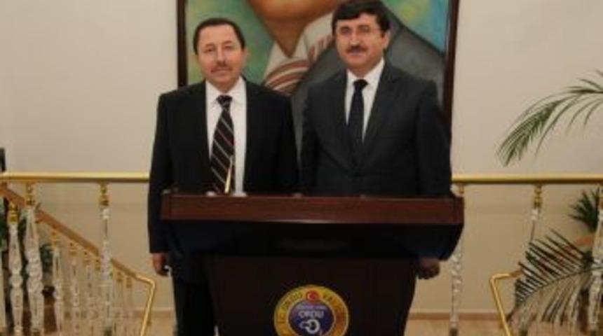 Trabzon Valisi&rsquo;nden Ordu Valisi&rsquo;ne Ziyaret