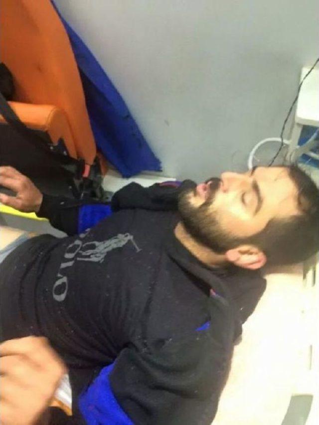 Marmara İl&ccedil;esinde Gemi Yan Yattı (3) 2