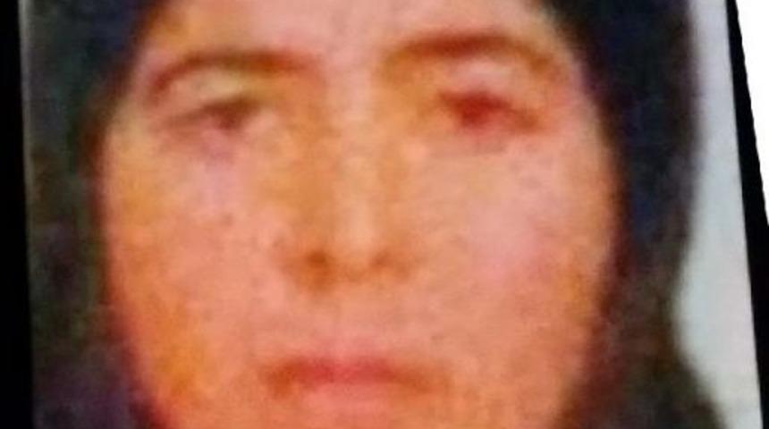 Evinde Bı&ccedil;aklanarak &Ouml;ld&uuml;r&uuml;ld&uuml;