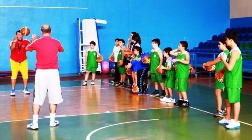 Geleceğin Basketbolcuları Bodrum&rsquo;da Yetişiyor