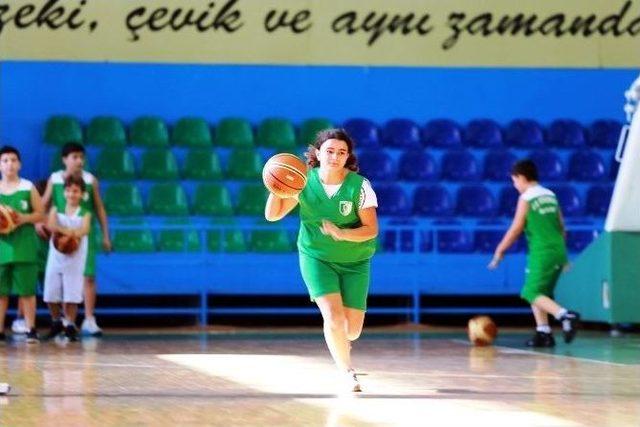 Geleceğin Basketbolcuları Bodrum’da Yetişiyor