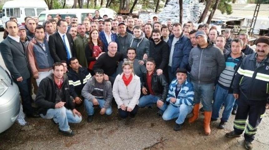 Başkan Mehmet Kocadon Personelinin Yeni Yılını Kutladı