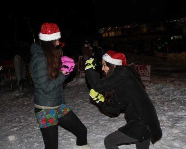 Uludağ'da Yılbaşı Coşkusu