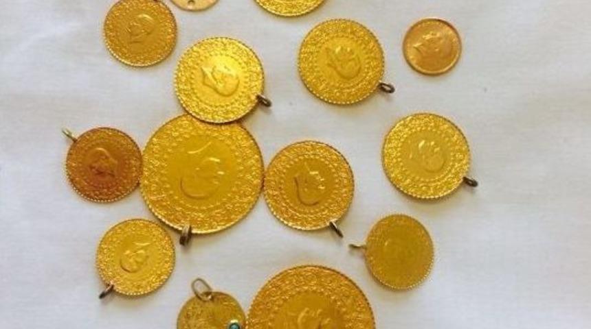 Temizliğe Geldiği Evden 400 Bin Tl Değerinde Ziynet Eşyası &Ccedil;aldı