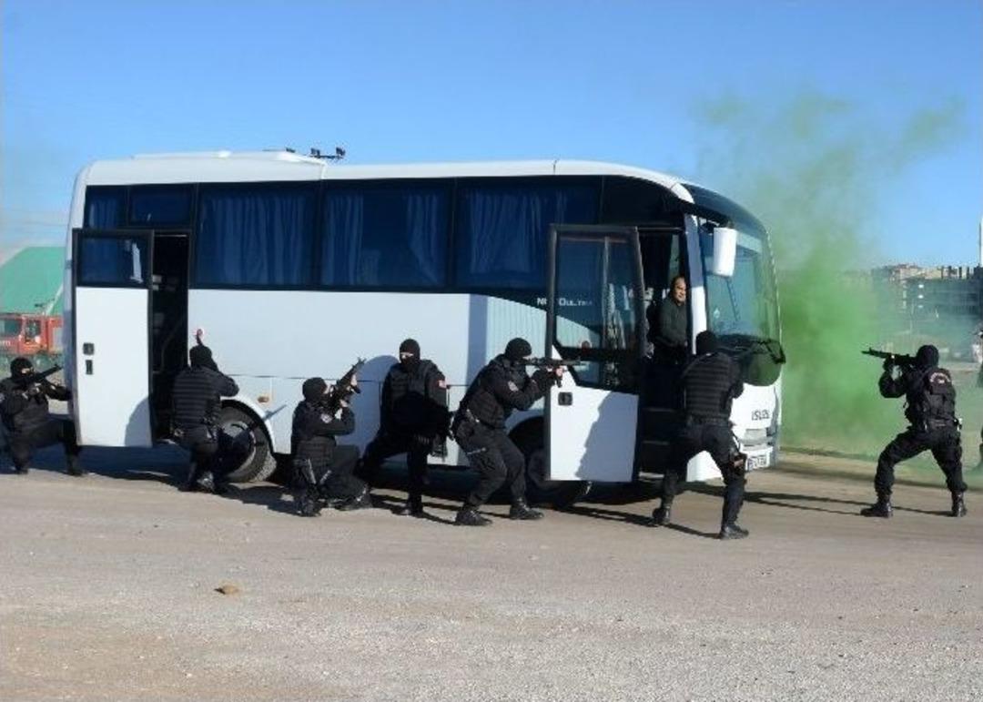 Nevşehir Polisinden Rehine Kurtarma Tatbikatı
