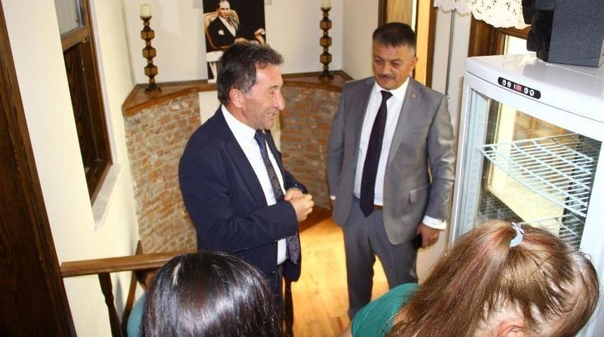 Vali Yazıcı Nar Kadın Kooperatifini Ziyaret Etti