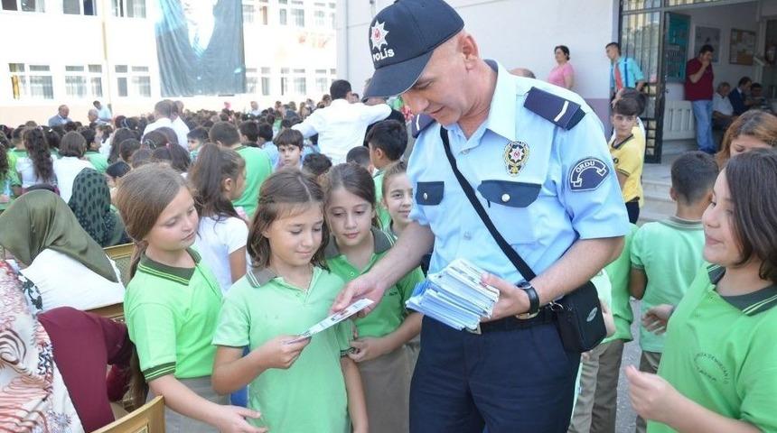 Tdp&rsquo;den &Ouml;ğrencilere Uyarı Broş&uuml;r&uuml;