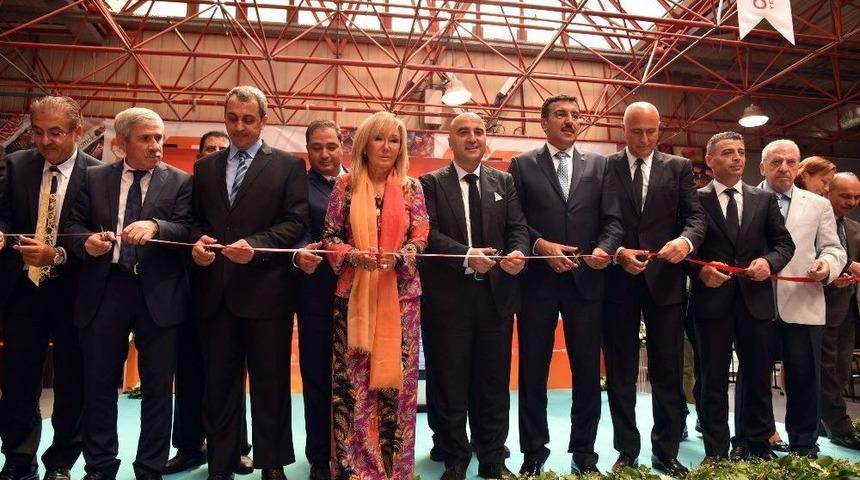 Bakan T&uuml;fenkci: &ldquo;y&uuml;zde 5,5&rsquo;in &Uuml;zerinde Bir B&uuml;y&uuml;me İle T&uuml;rkiye Yılsonunu Kapatacak&rdquo;