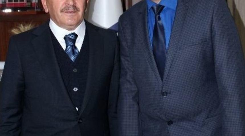 Ekonomist T&uuml;rk, Esker&rsquo;in Genel M&uuml;d&uuml;r&uuml; Oldu