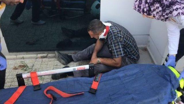 İzmit'te Trafik Kazası: 3 Yaralı