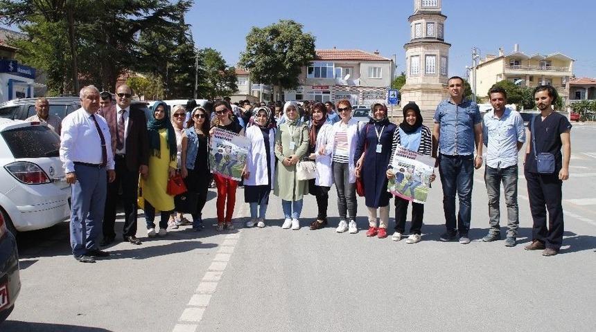 Yunak&rsquo;ta Obeziteye Karşı Sağlıklı Yaşam Y&uuml;r&uuml;y&uuml;ş&uuml; D&uuml;zenlendi