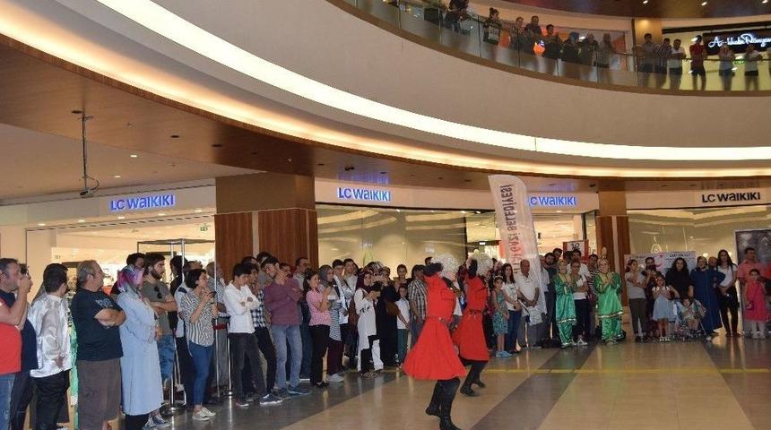 Kafkas Dansı Malatyalıların Beğenisini Kazandı