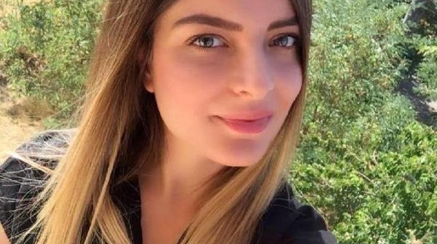 Otomobil Şarampole Yuvarlandı, &Ouml;zgenur &Ouml;ld&uuml;