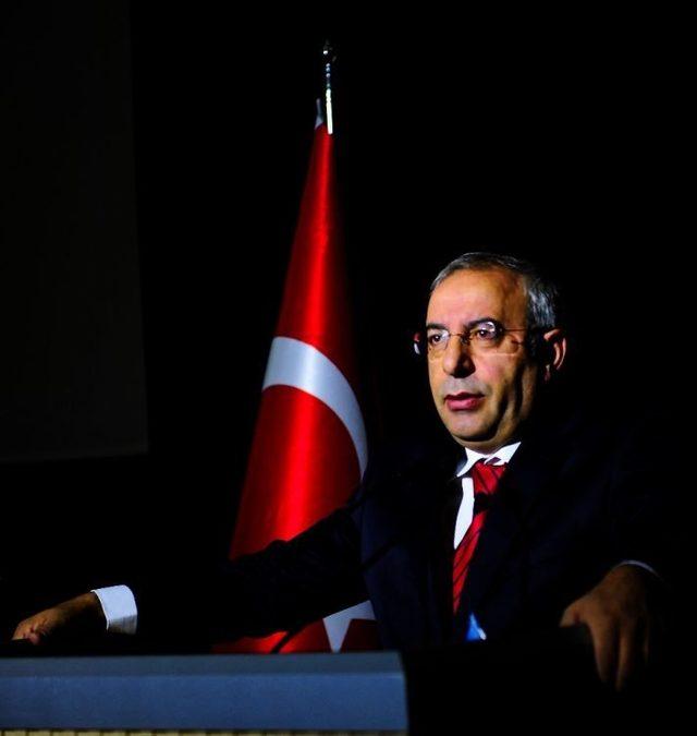 Rekt&ouml;r Battal, Cep Telefonu Numarasını &Ouml;ğrencilere Verdi 3