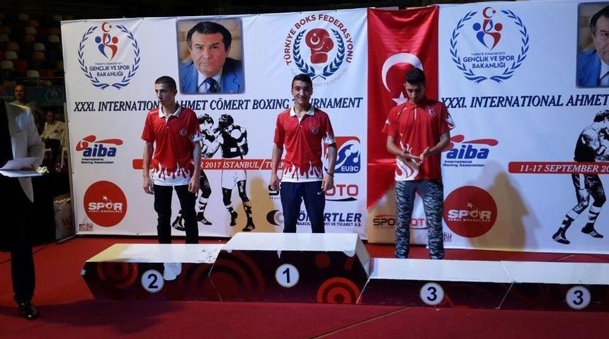 B&uuml;y&uuml;kşehir&rsquo;li Boks&ouml;rlerden İki Altın