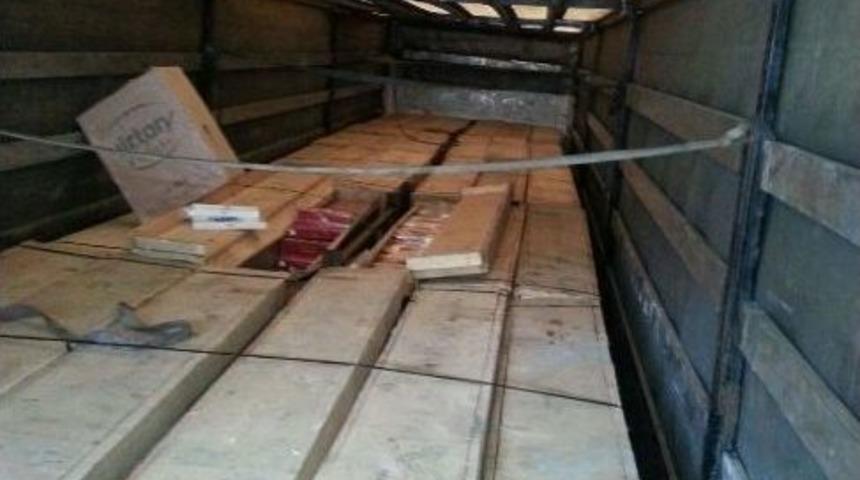 Bitlis&rsquo;te 216 Bin 800 Paket Ka&ccedil;ak Sigara Ele Ge&ccedil;irildi