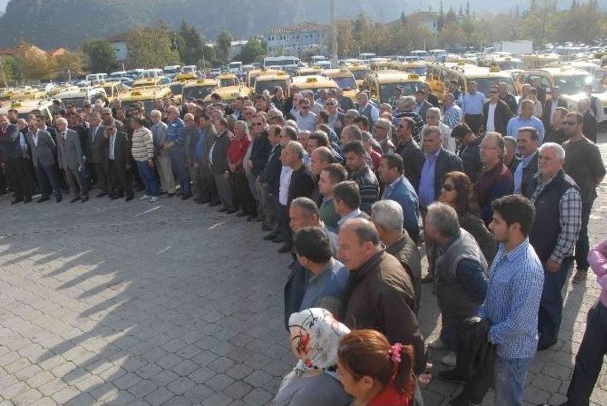 Fethiyeli Taksicilerden Muğla B&uuml;y&uuml;kşehir Belediyesine Eleştiri