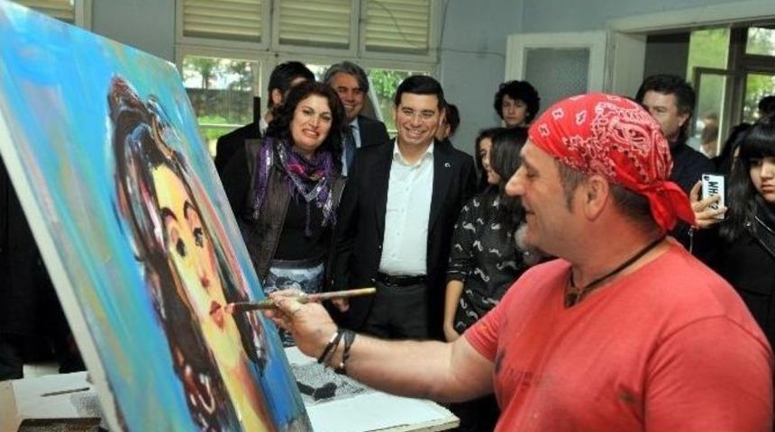 Dokuma, Kapılarını Resim Ve Heykel &Ccedil;alıştayı İle Halka A&ccedil;tı