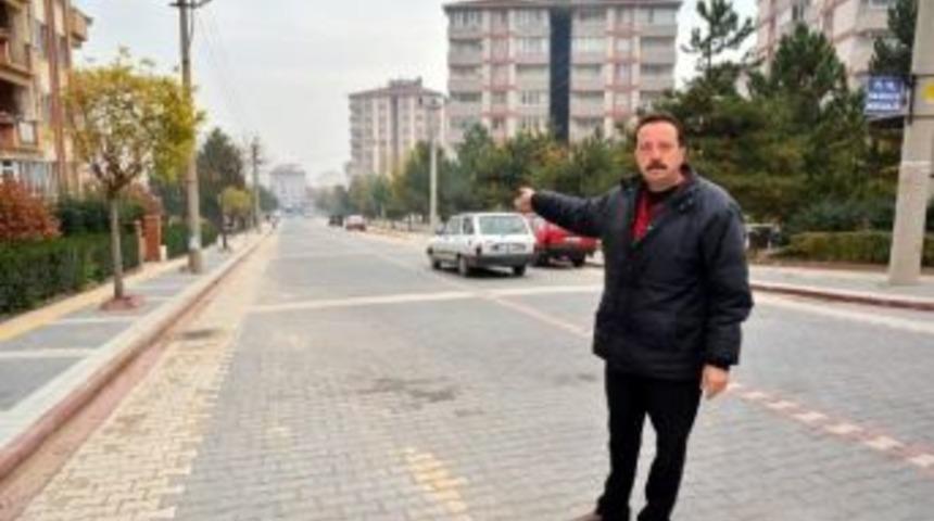 K&uuml;tahya Belediyesi&rsquo;nden 75. Yıl Mahallesi&rsquo;ne Yol Hizmeti