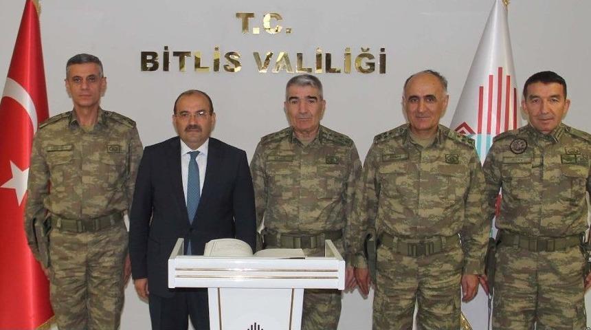 Orgeneral Savaş&rsquo;tan Vali Ustaoğlu&rsquo;na Ziyaret
