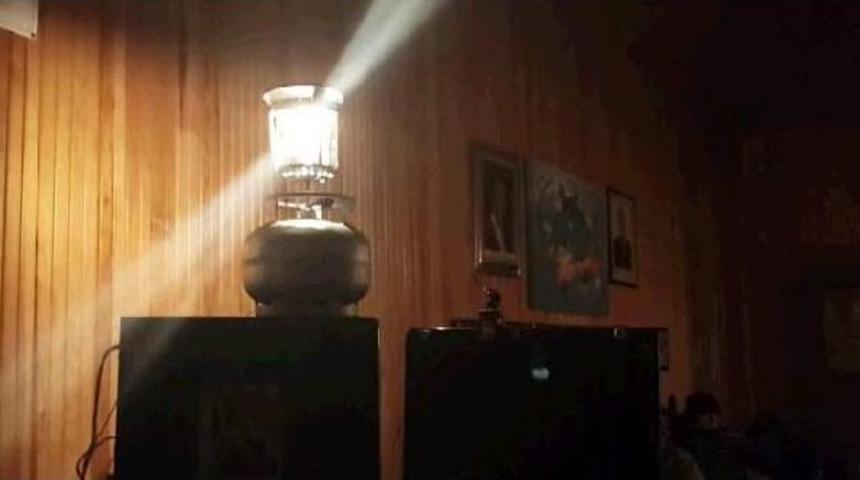 Marmara İl&ccedil;esi Yeni Yıla Karanlık Ve Soğukta Girdi