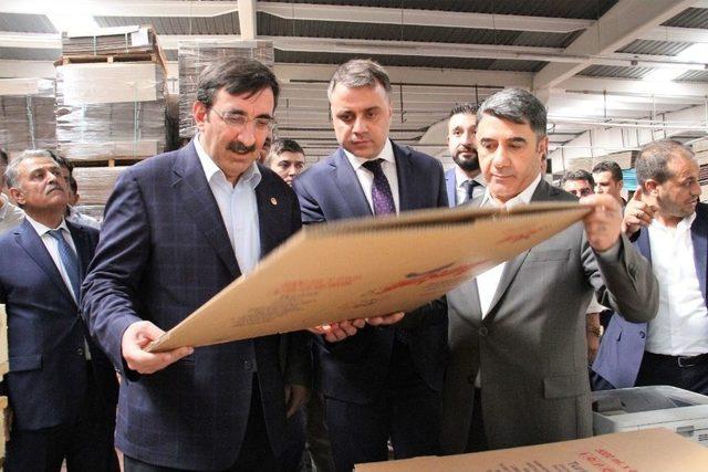 Yılmaz, Diyarbakır Osb&rsquo;de İncelemelerde Bulundu 1