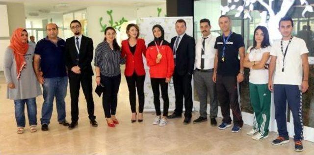 İklima Bet&uuml;l &uuml;n Hedefi Olimpiyat Şampiyonluğu 1