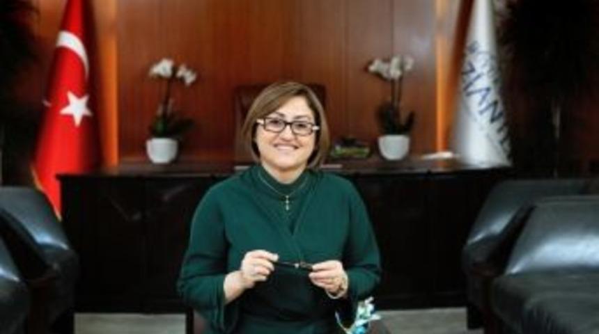 Şahin, "peygamber Efendimiz&rsquo;in Hayatını D&uuml;stur Ederek Yaşamalıyız"