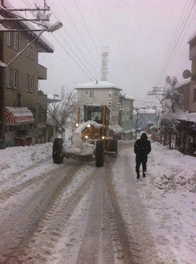 Büyükorhan’Da Kar Esareti