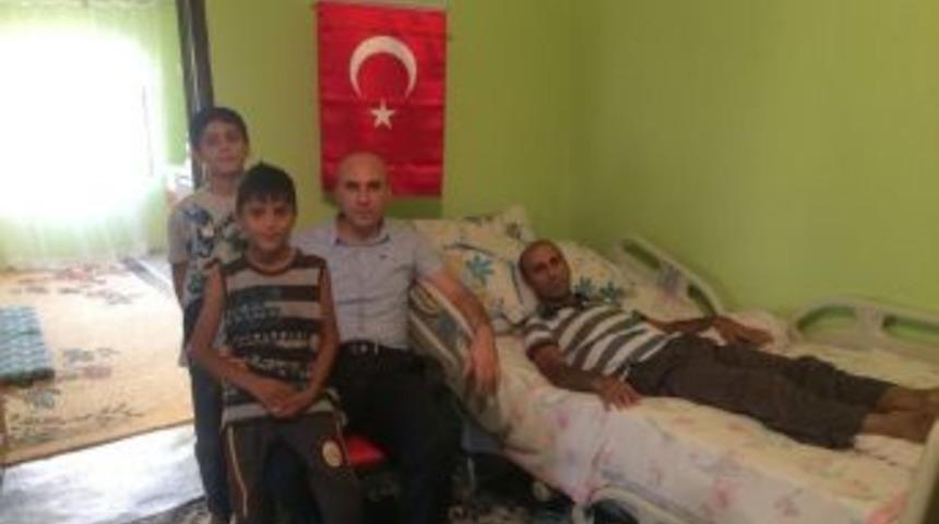 Kaymakam D&uuml;lgeroğlu&rsquo;ndan Yaralı Korucuya Ziyaret