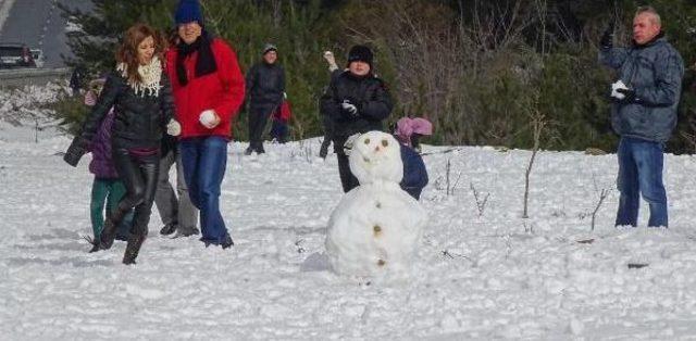 Yurtta Kar Esareti, İzmir'de Kar Sevinci