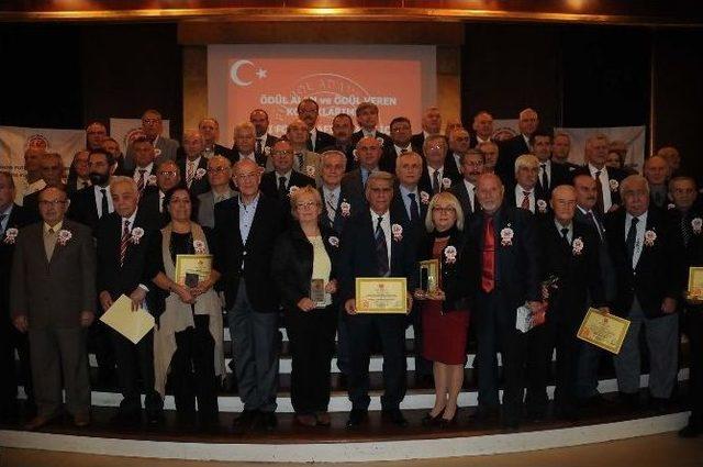 Spora Emek Verenler Yaşarken Ödüllendirildi 1