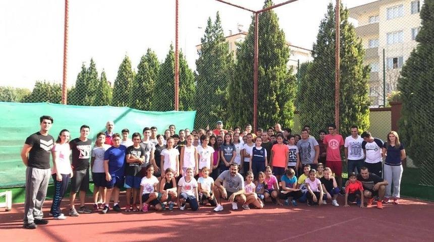 &Ouml;zel Sanko Okulları Sporcuları D&ouml;neme Hazır