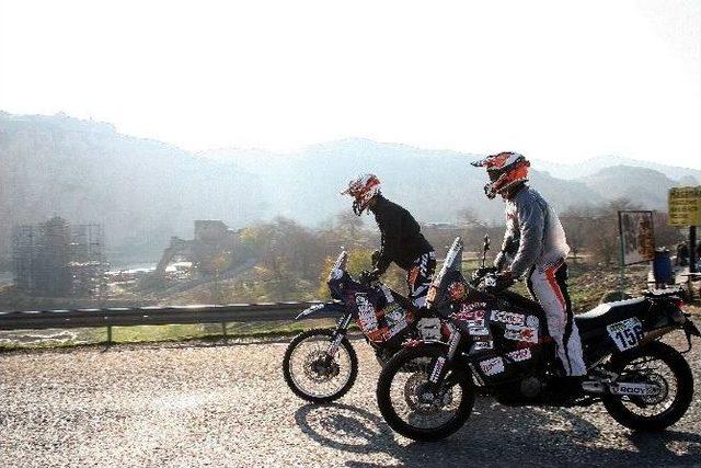 Şampiyonlar Dakar&rsquo;da Startı Bekliyor 1