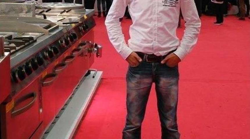 Otel Mutfağında Staj G&ouml;ren Liseli Gen&ccedil; Et Suyu Kazanına D&uuml;şt&uuml;