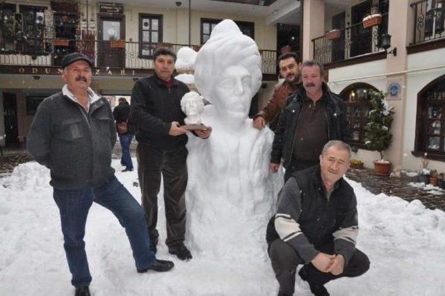 L&uuml;letaşı Ustalarından Kardan Yunus Emre B&uuml;st&uuml; 2