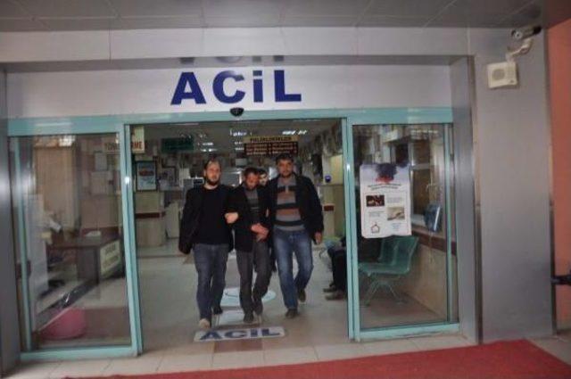 Adıyaman&rsquo;Da Yarım Kilo Esrar, 3 G&ouml;zaltı 1