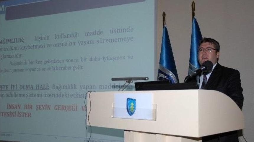 Polisten Askeri Personele Uyuşturucu Bilgilendirme Semineri