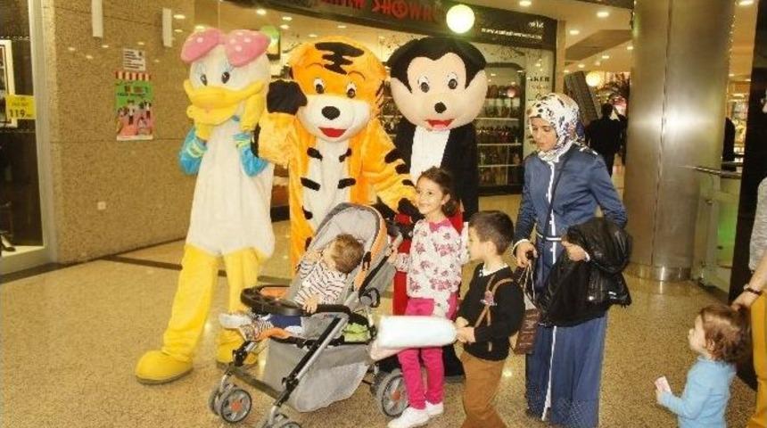 Barut&ccedil;uoğlu Avm, &Ccedil;ocukları Şaşırttı