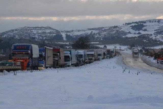 İzmir-İstanbul Yolu 45 Saat Sonra Açıldı  (2)