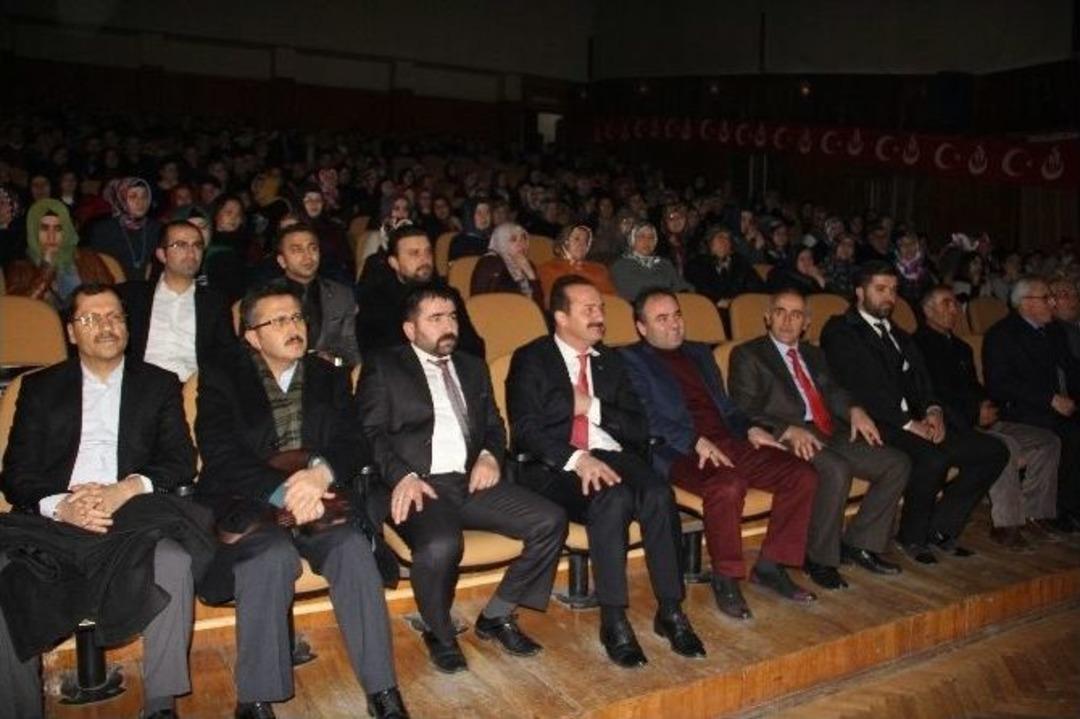 Alperenler, Mekkenin Fethini Kutladı