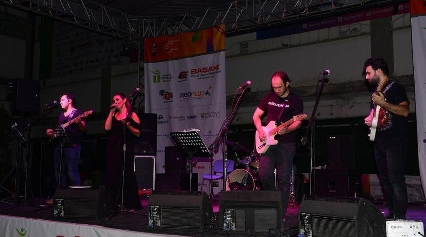 Pişmiş Toprak Sempozyumda Rock R&uuml;zgarı Esti